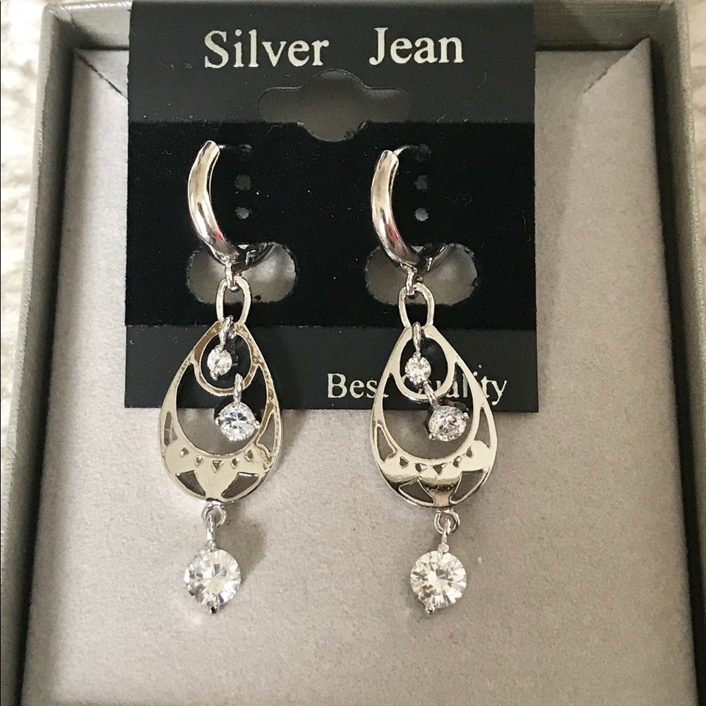Silver earring W Rhinestone